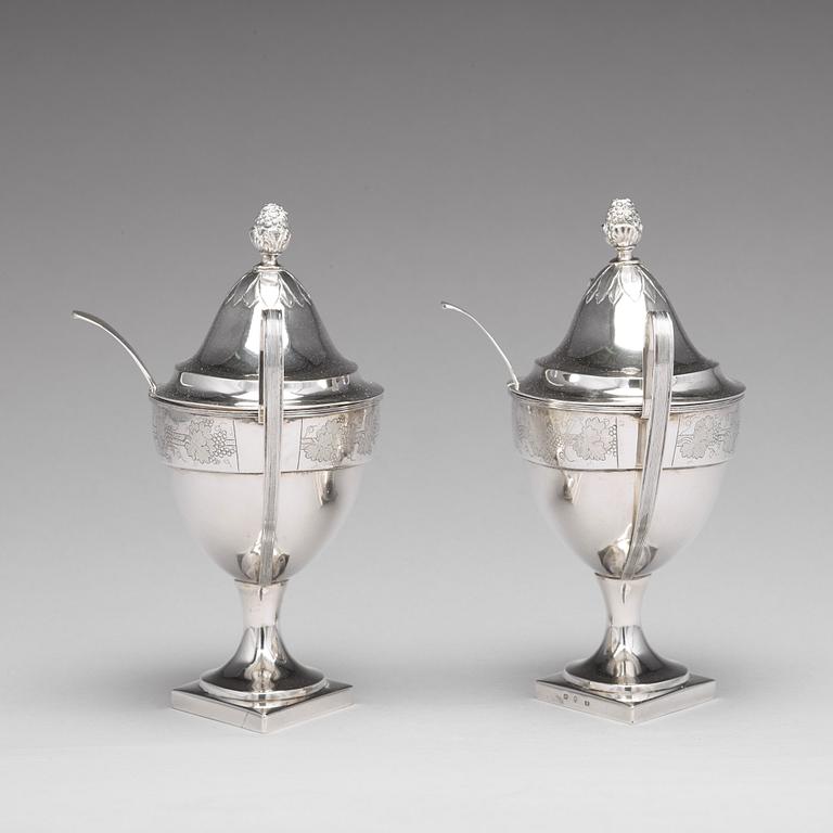 A pair of Baltic sugar-bowls and spoons, mark of Johann Gottfried Möring, Reval (1790-1818 (1820)).