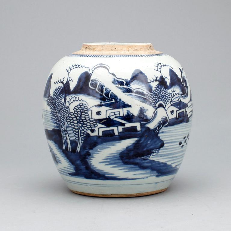 KRUS, Porslin, Kina, 1800-tal.