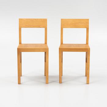Frederik Gustav, "Bracket Chair", 2 st., Frama, Köpenhamn, Danmark 2023.