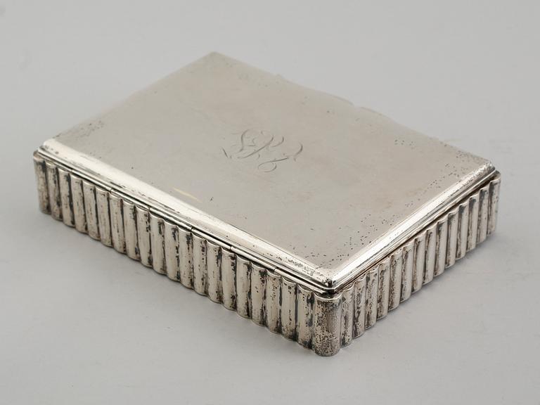 SKRIN, silver, Finland 1952. Vikt med träinredning ca 574 gram.