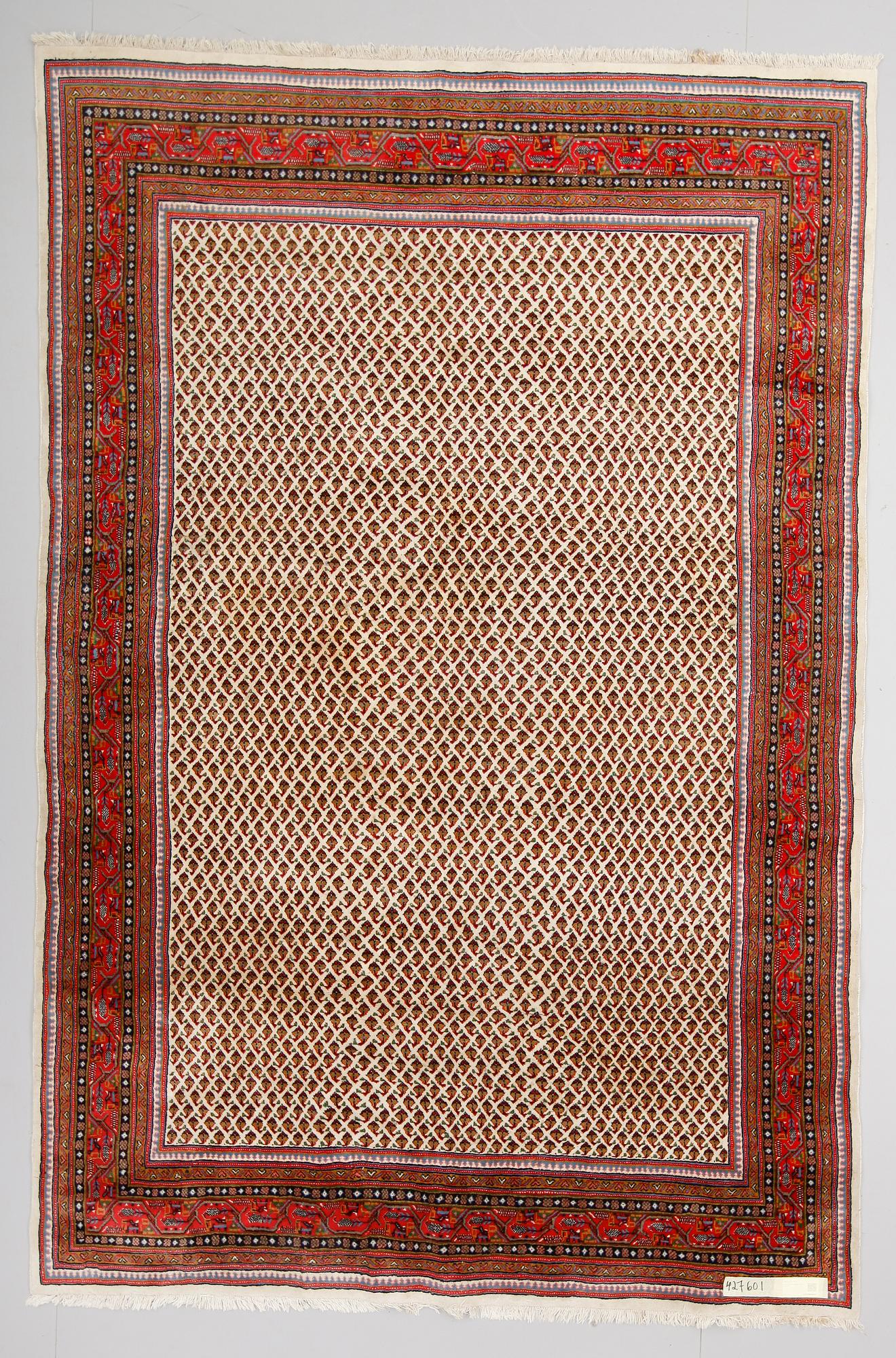 MATTA, orientalisk. 300 x 205 cm.