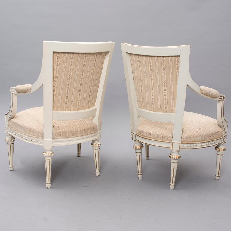 KARMSTOLAR, ett par, gustavianska, 1700-talets slut.