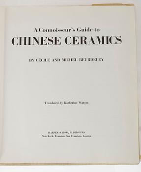 En samlares bibliotek, tre volymer, Chinese Junks, A Connoisseurs Guide to Chinese Ceramics and the ABC of Japanese Art.