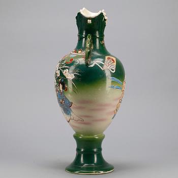 GOLVVAS, porslin, satsuma, Japan, omkring 1900.