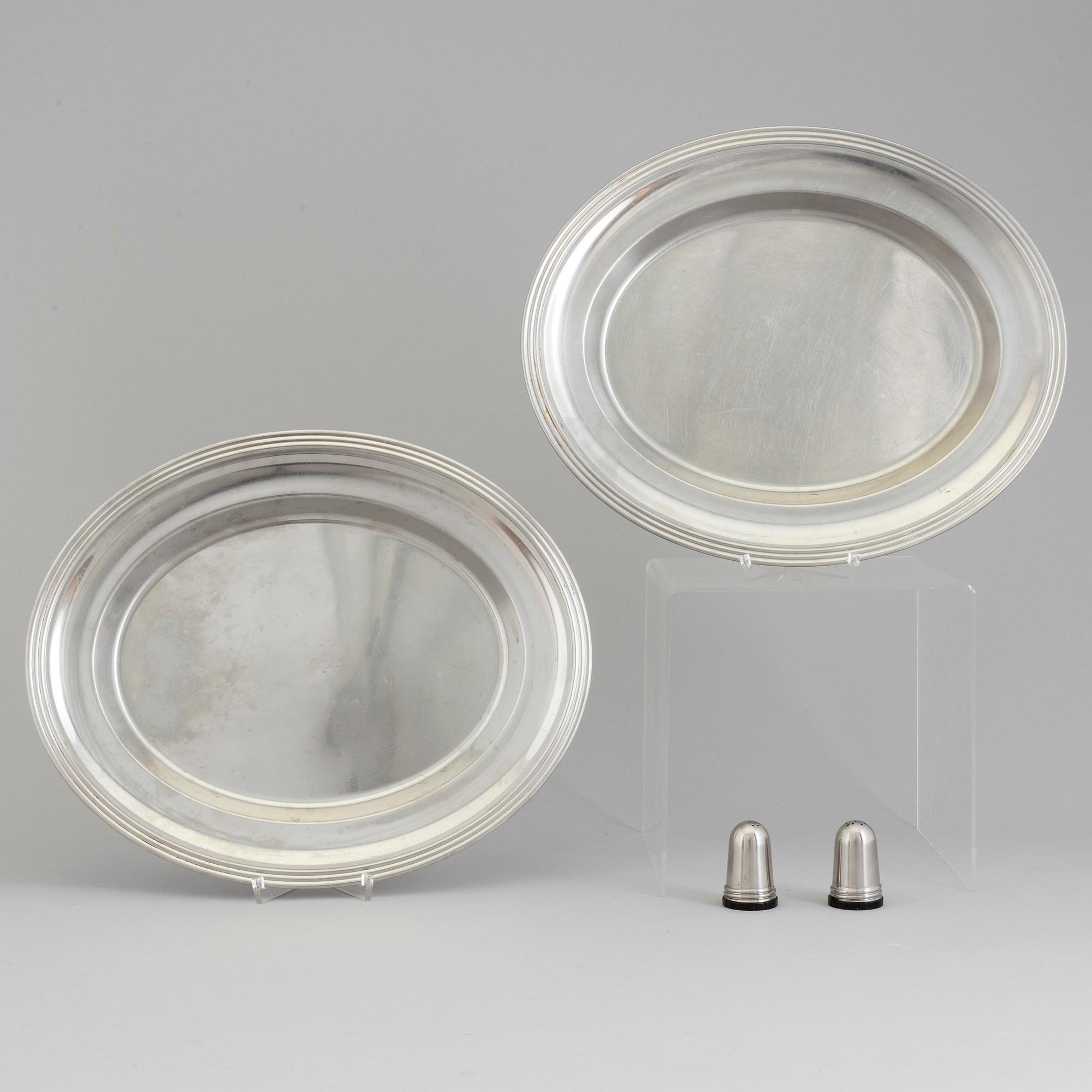 FOLKE ARSTRÖM, an 82-piece 'Thebe' stainless steel cutlery service from Gense.