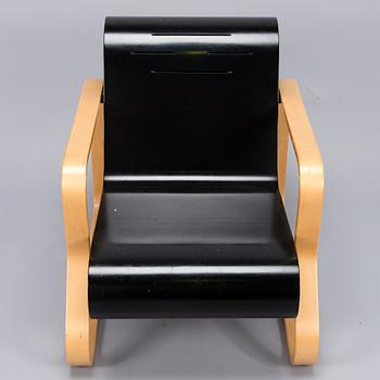 ALVAR AALTO, a late 20th century '41 Paimio' armchair for Artek.