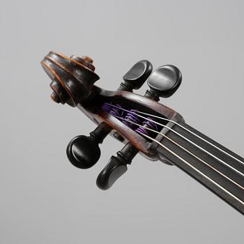 VIOLIN, tillskriven Johannes Chistophorus Leidolff, etikettmärkt och dat Wien 1760?.