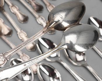 SKEDAR, 20 st, silver, bland annat GAB, Stockholm, 1959. Total vikt ca 332g.