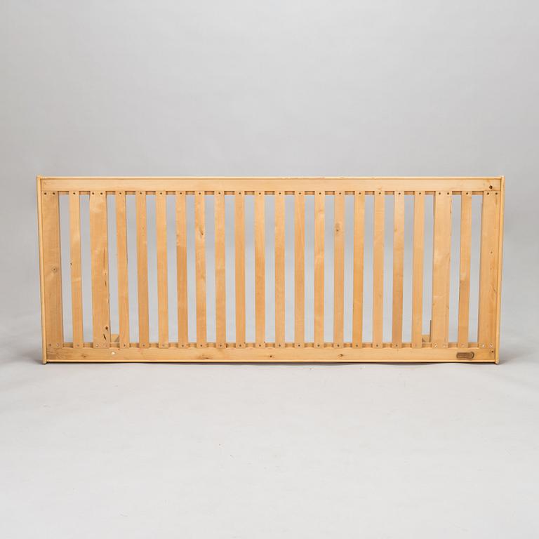 Alvar Aalto, dagbädd/säng, modell 710, Artek.