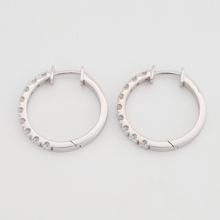 Brilliant-cut diamond earrings, total 0,76 ct.