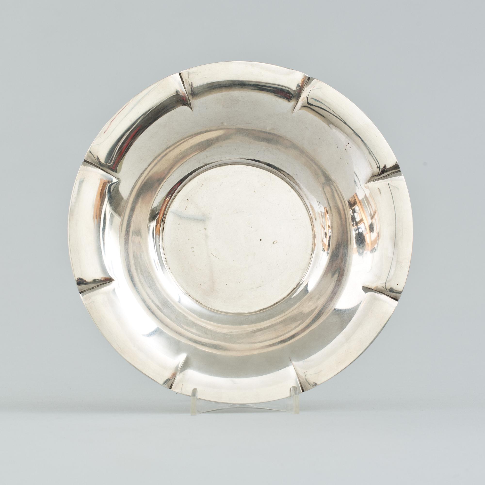 SKÅL, silver, Wiwen Nilsson. A. Nilsson, Lund, 1932. Vikt ca 250 gram.