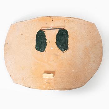Henrik Allert, väggrelief, stengods, signerad.