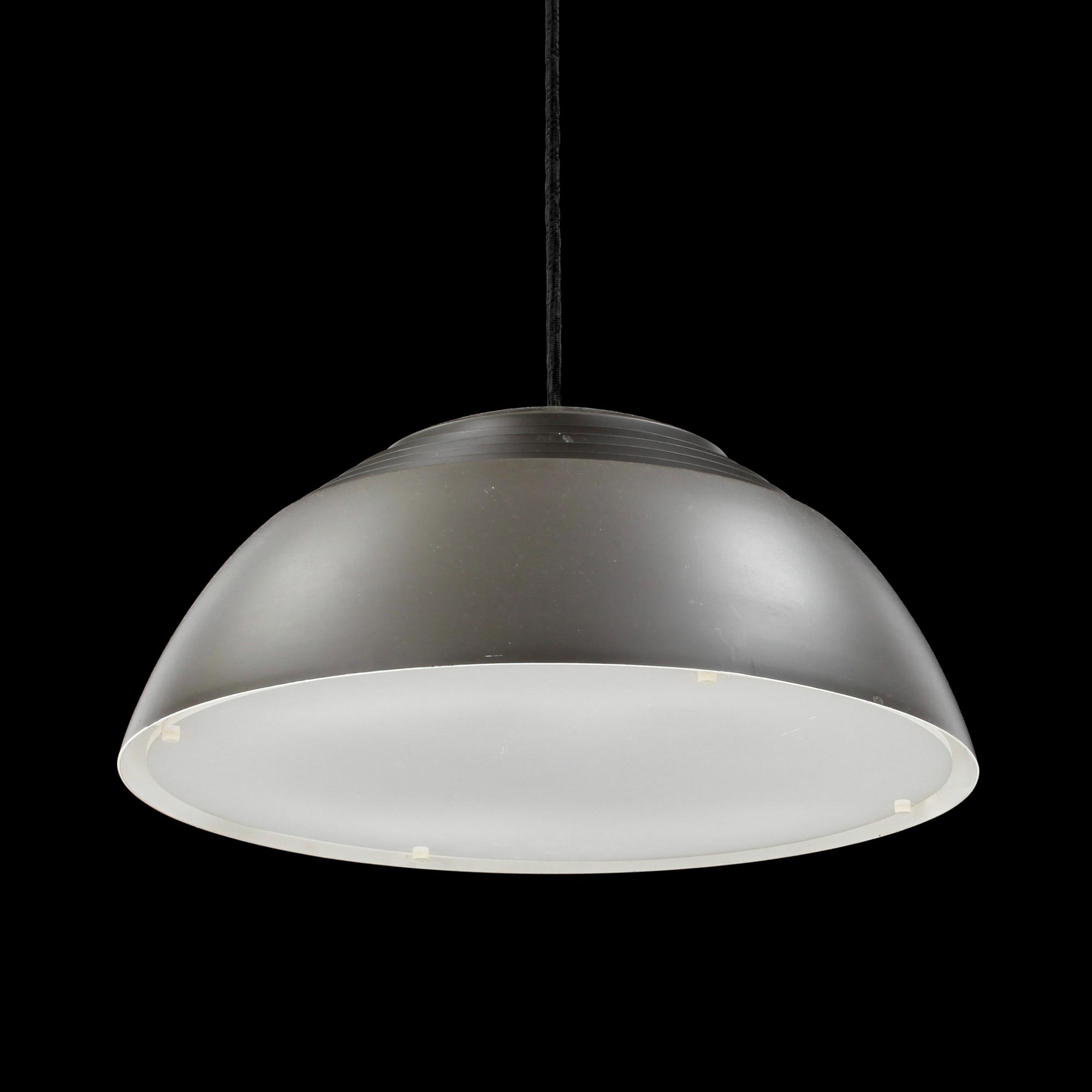 TAKLAMPA, aluminium, "AJ-pendel", Arne Jacobsen för Louis Poulsen, 1960-tal.