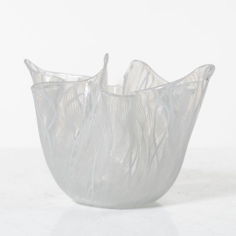 Venini, Fulvio Bianconi & Paolo Venini, skålar, ett par, "Fazzoletto", Murano, Italien, 1900-talets mitt.