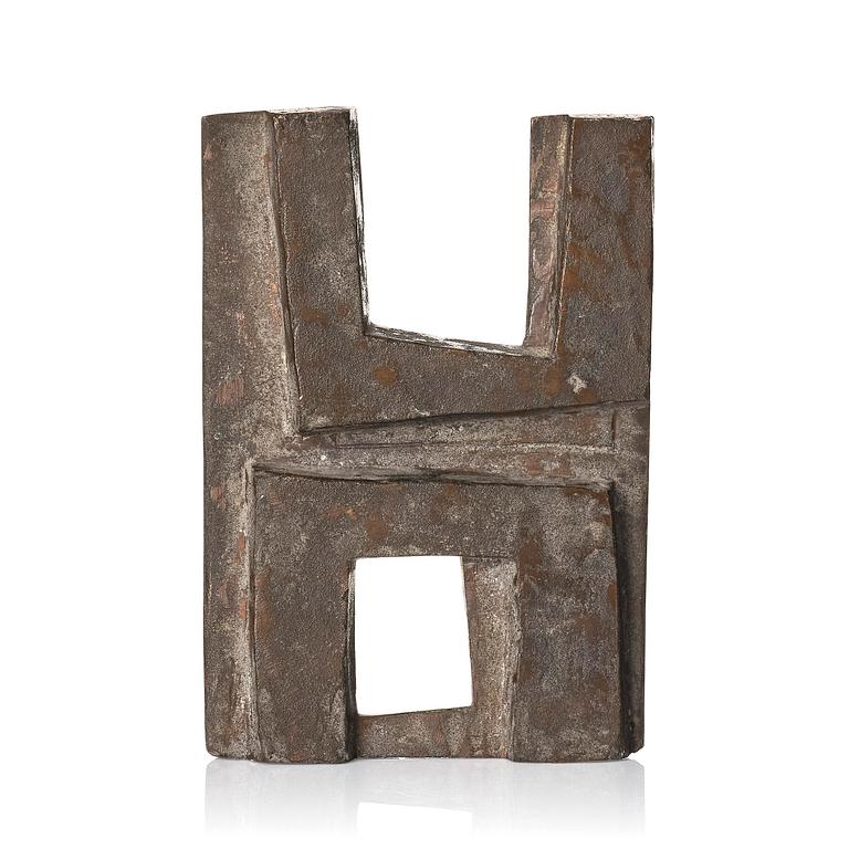 Robert Adams, "Rectangular Bronze Form No. 1".