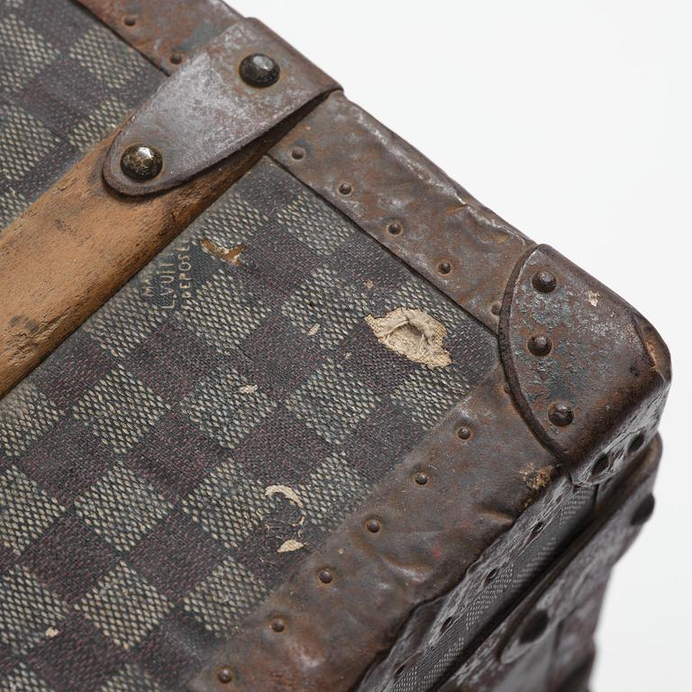 Louis Vuitton suitcase, late 19th century.