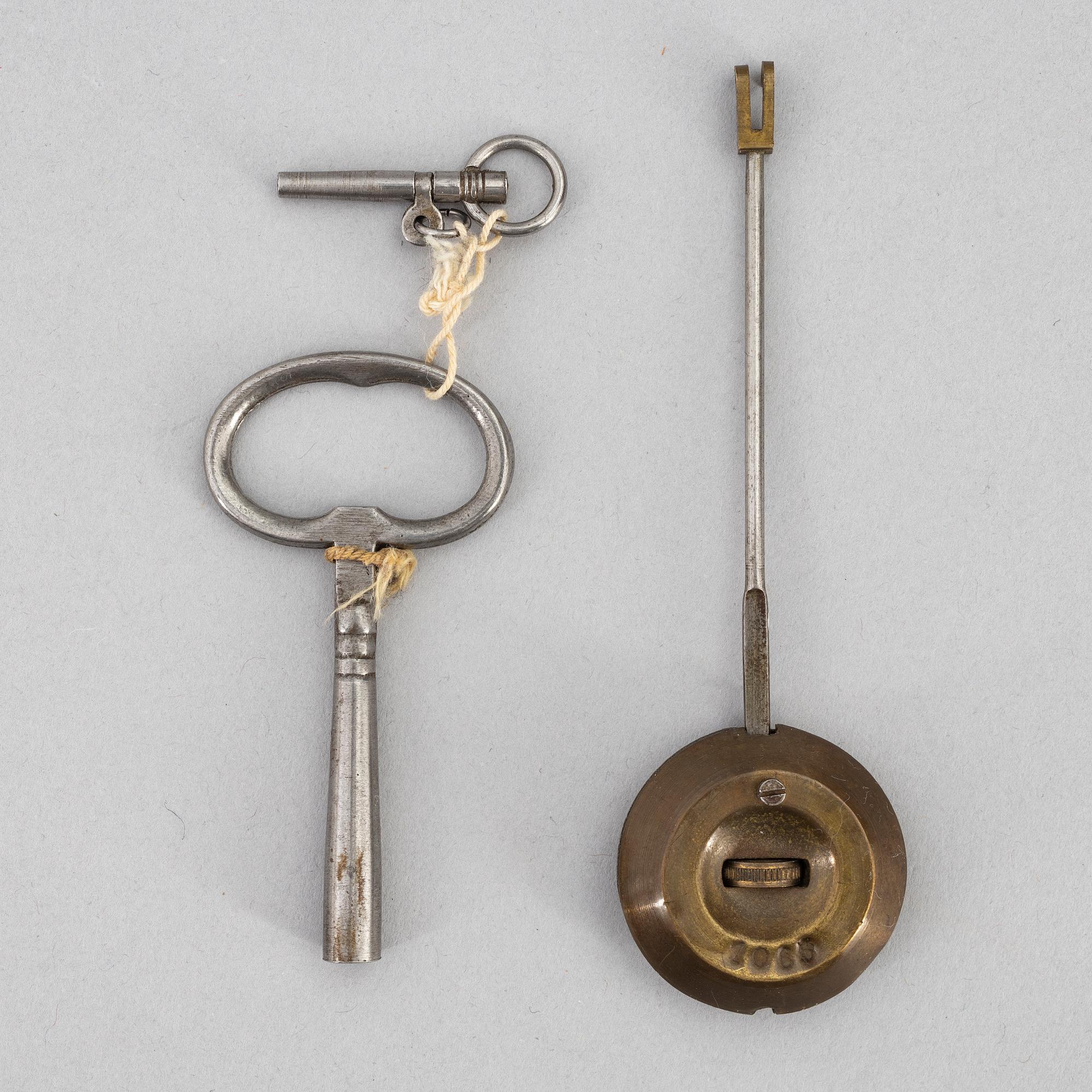 Gustaf Möllenborg, fruktknivar, 12 st, silver, Stockholm 1848, med Sandströmers vapen.