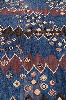 Barbro Nilsson, MATTO, "Snäckorna", flat weave, ca 267-268 x 234,5-246,5 cm, signed AB MMF BN.