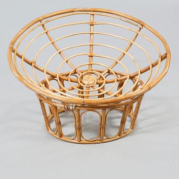 LIGGFÅTÖLJ, 1900-talets andra hälft.