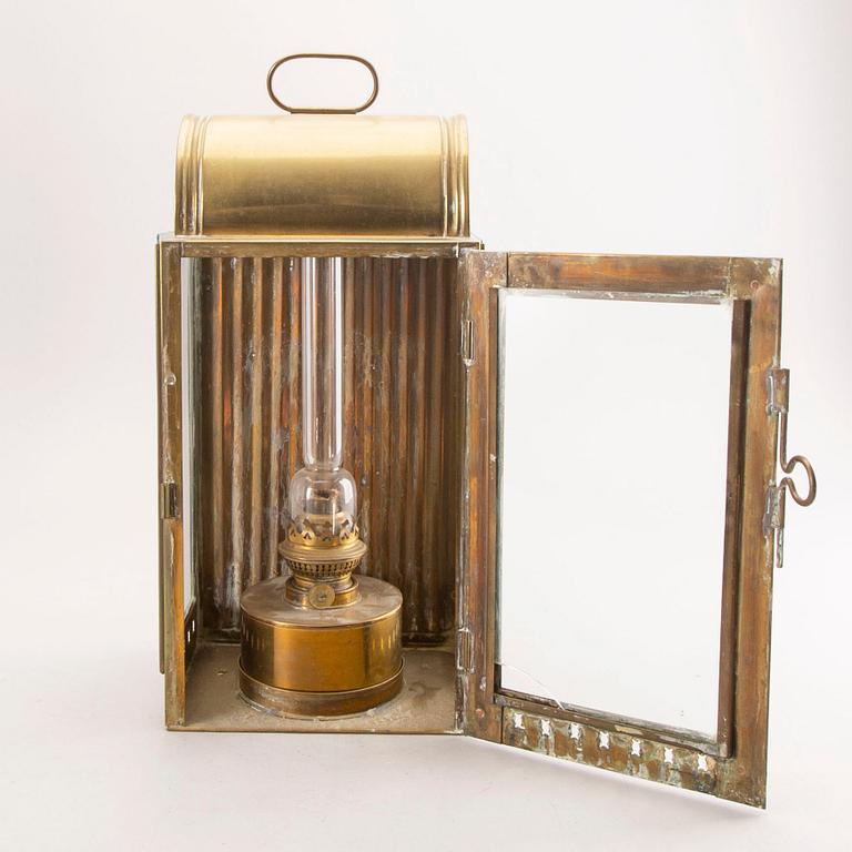 A ships lantern, turn of the cenury 1900 / early 20th Century.