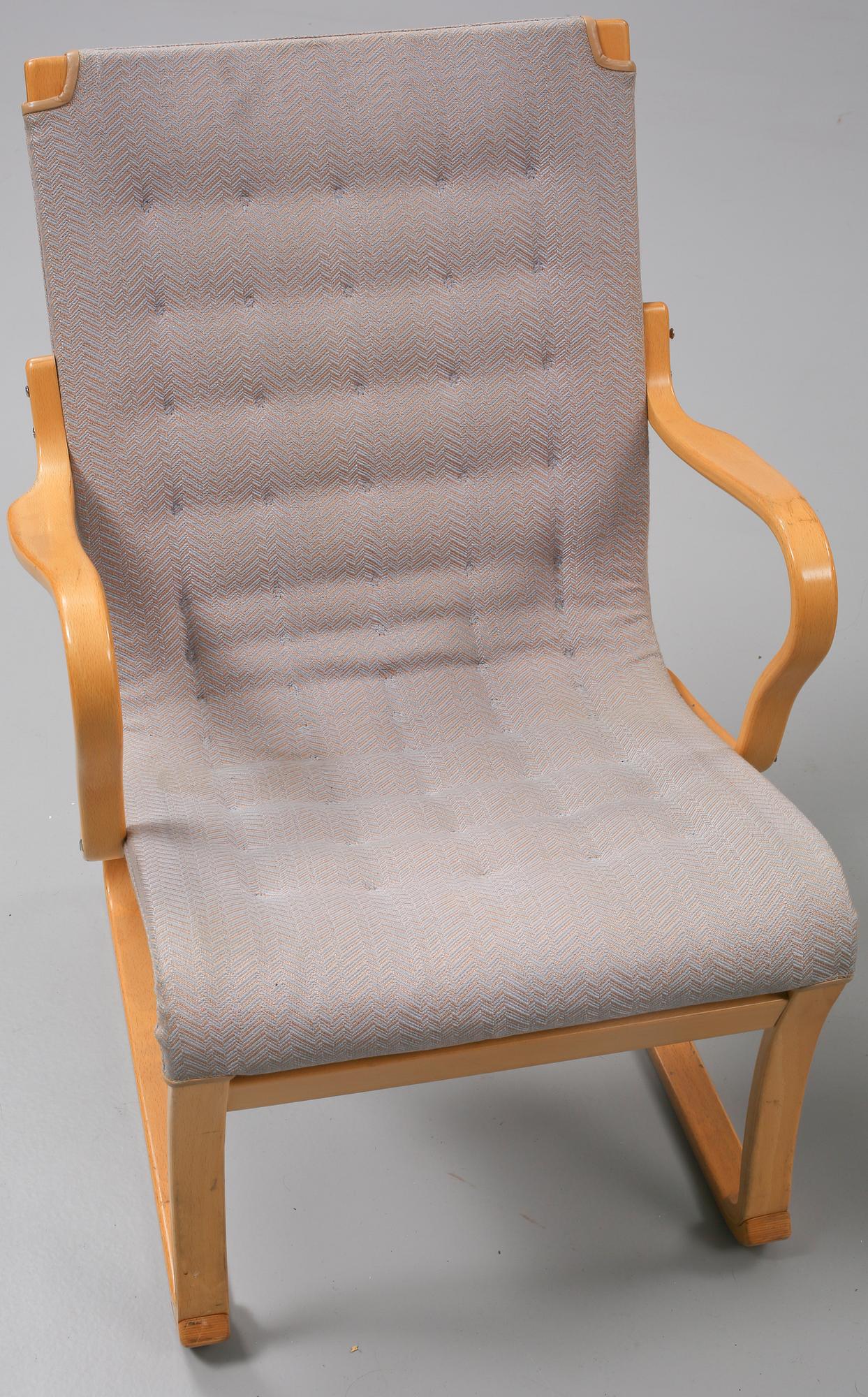 FÅTÖLJER, ett par, "Mina", Bruno Mathsson, 1900-talets andra hälft.