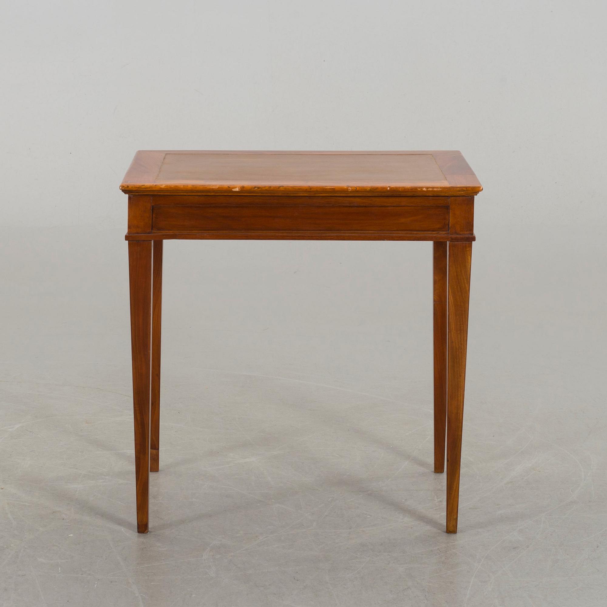 BORD Louis XVI 1800-talets första hälft.