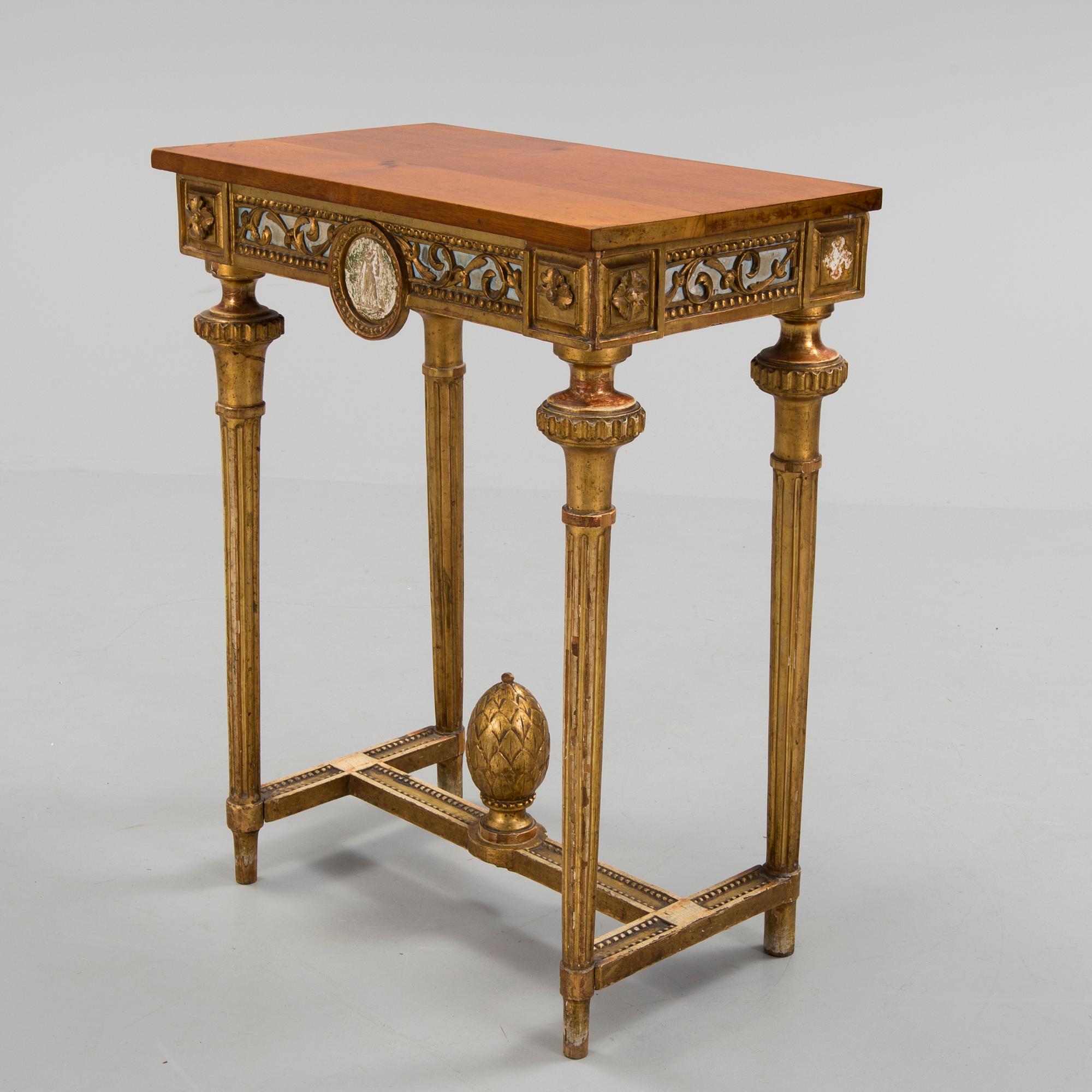 A console table made in Stockholm in the manner of Pehr Ljung, 1790´s.