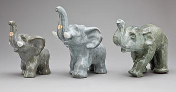 FIGURINER, 3 delar, lergods, Vicke Lindstrand, Upsala Ekeby, 1900-talets mitt.