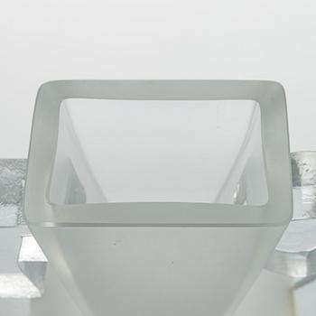 Heikki Orvola, glasskulptur "Maya", signerad Heikki Orvola Nuutajärvi.