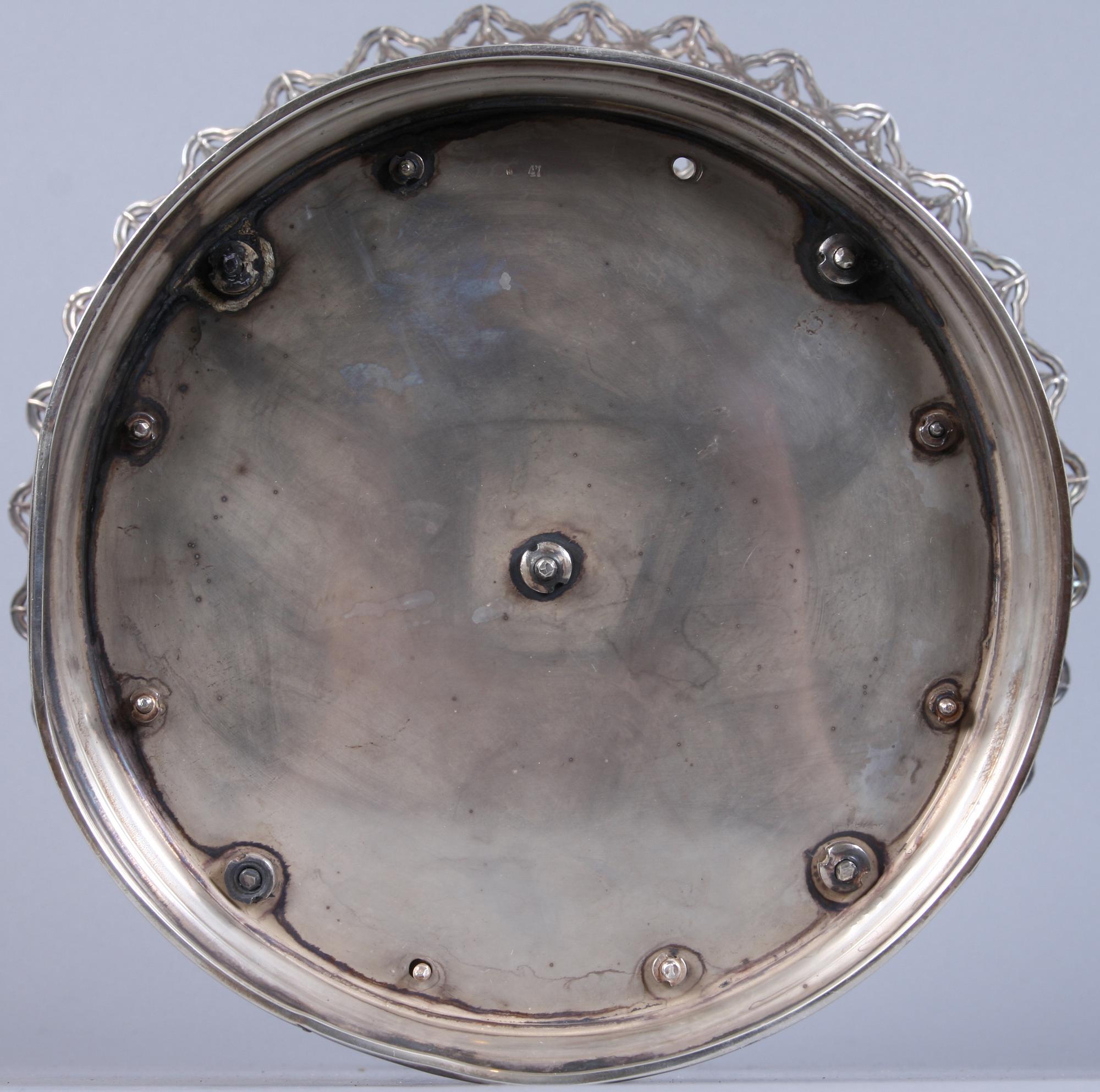 PRAKTSKÅL, silver, C G Hallberg, 1907.