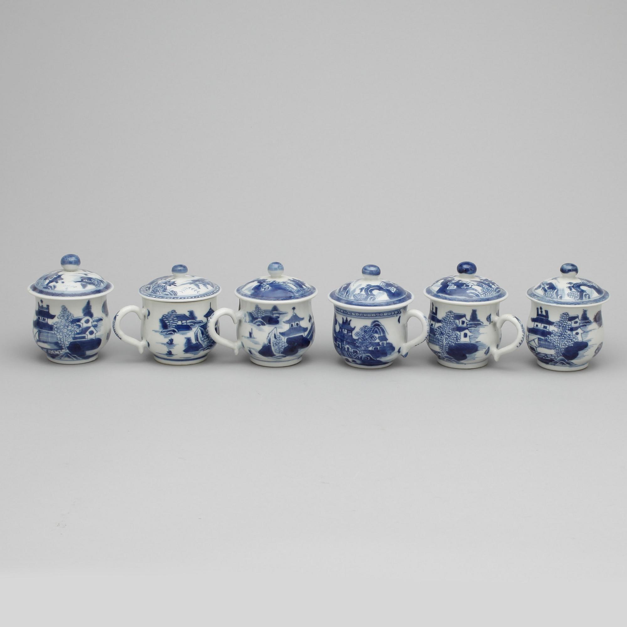 CREMEKOPPAR, 6 st, porslin, Kina, Jiaqing, 1800-tal.