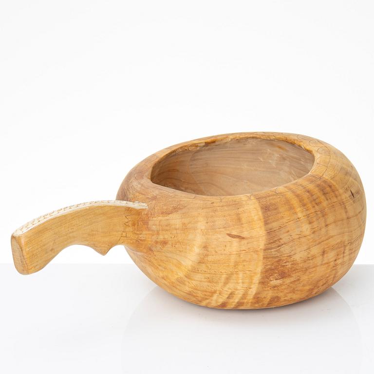 Napphi, with unidentified signature: HM.