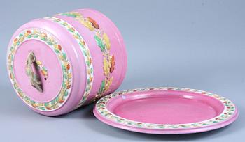 OSTKUPA, flintgods, Wedgwood, 1900-talets första hälft.