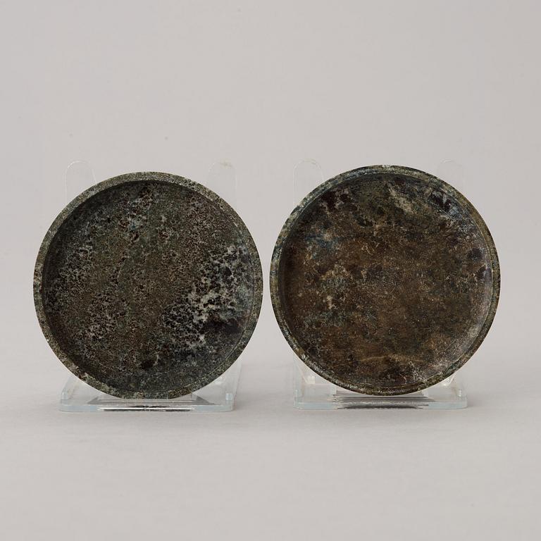 ASKAR med LOCK, två stycken. Sverige, 1800-tal.