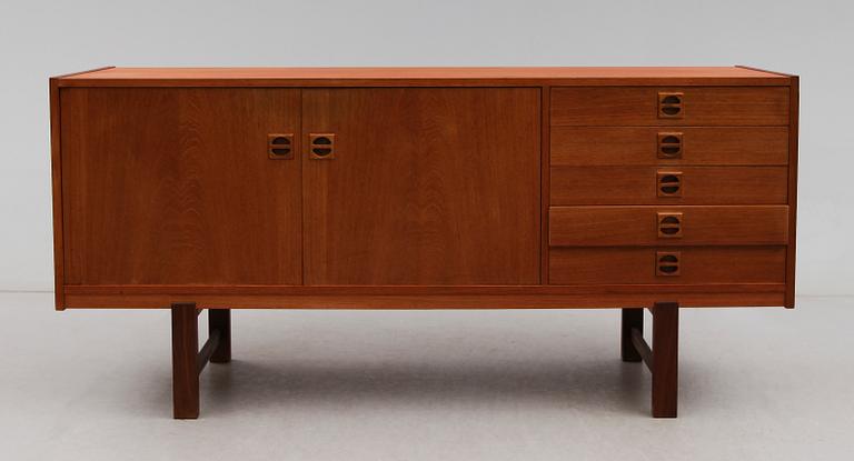 SIDEBOARD, 1900-talets andra hälft.