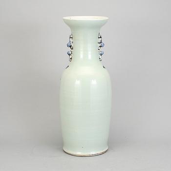 VAS, porslin, Kina, sent 1800-tal.