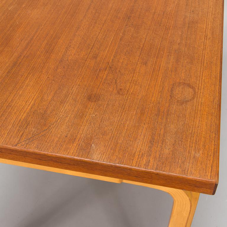 Alvar Aalto, a mid-20th-century 'Y89' table for för O.Y. Huonekalu- ja Rakennustyötehdas A.B.