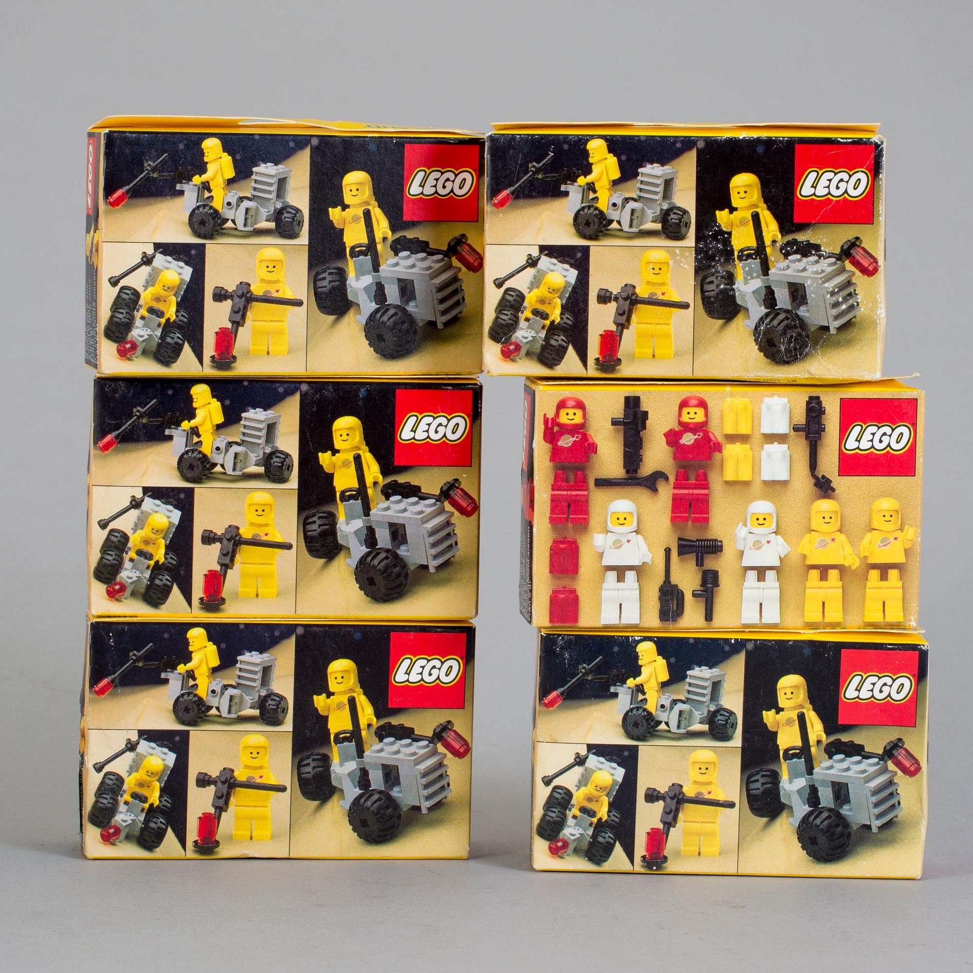 LEGO, 9 stycken rymd-set i förpackningar, 1983.