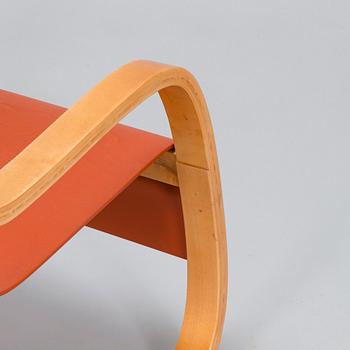 Alvar Aalto, a 1960's/1970's '31' armchair for Artek, Finland.