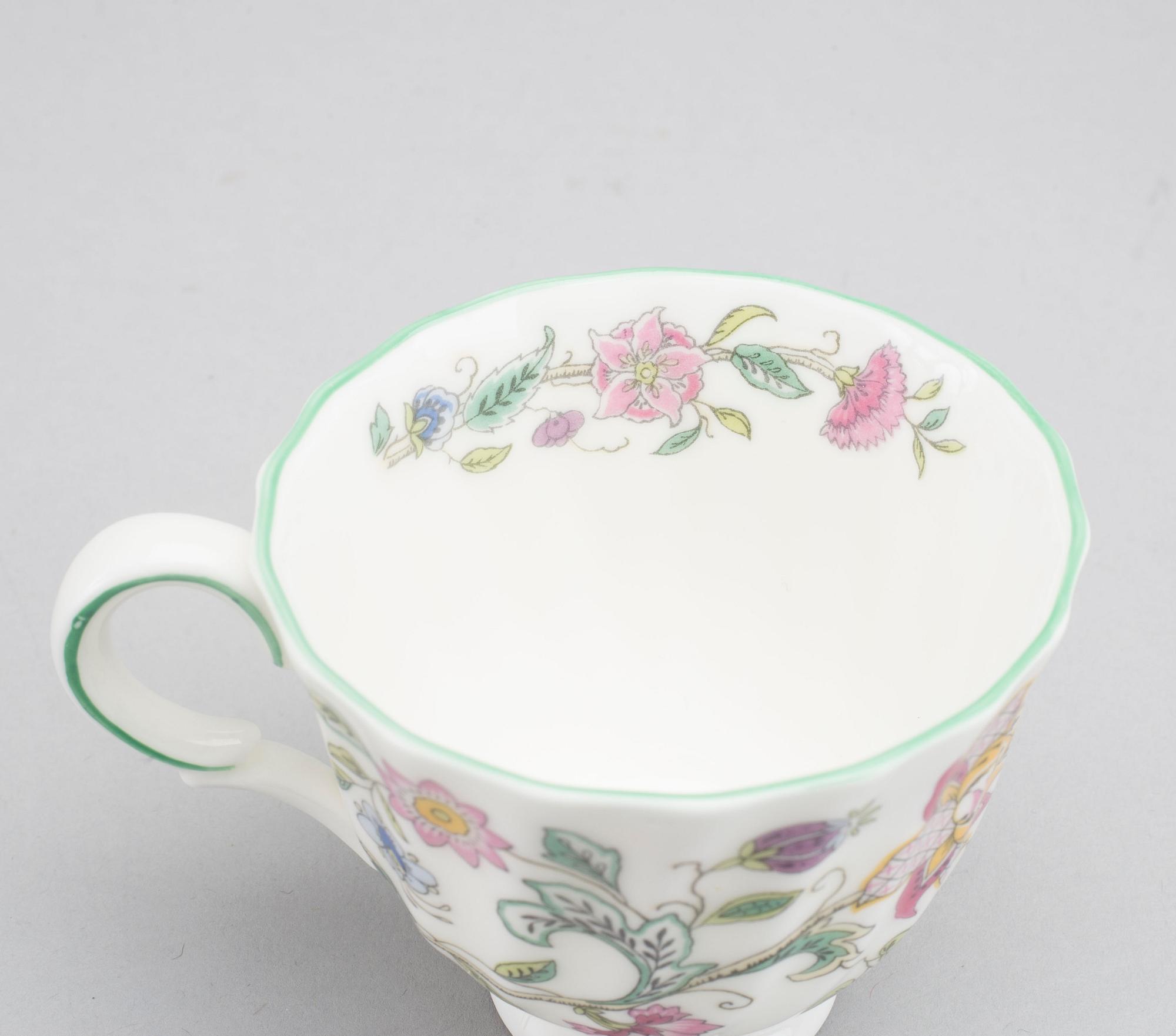 KAFFEKOPPAR PÅ FAT, 13 st, porslin Minton England.