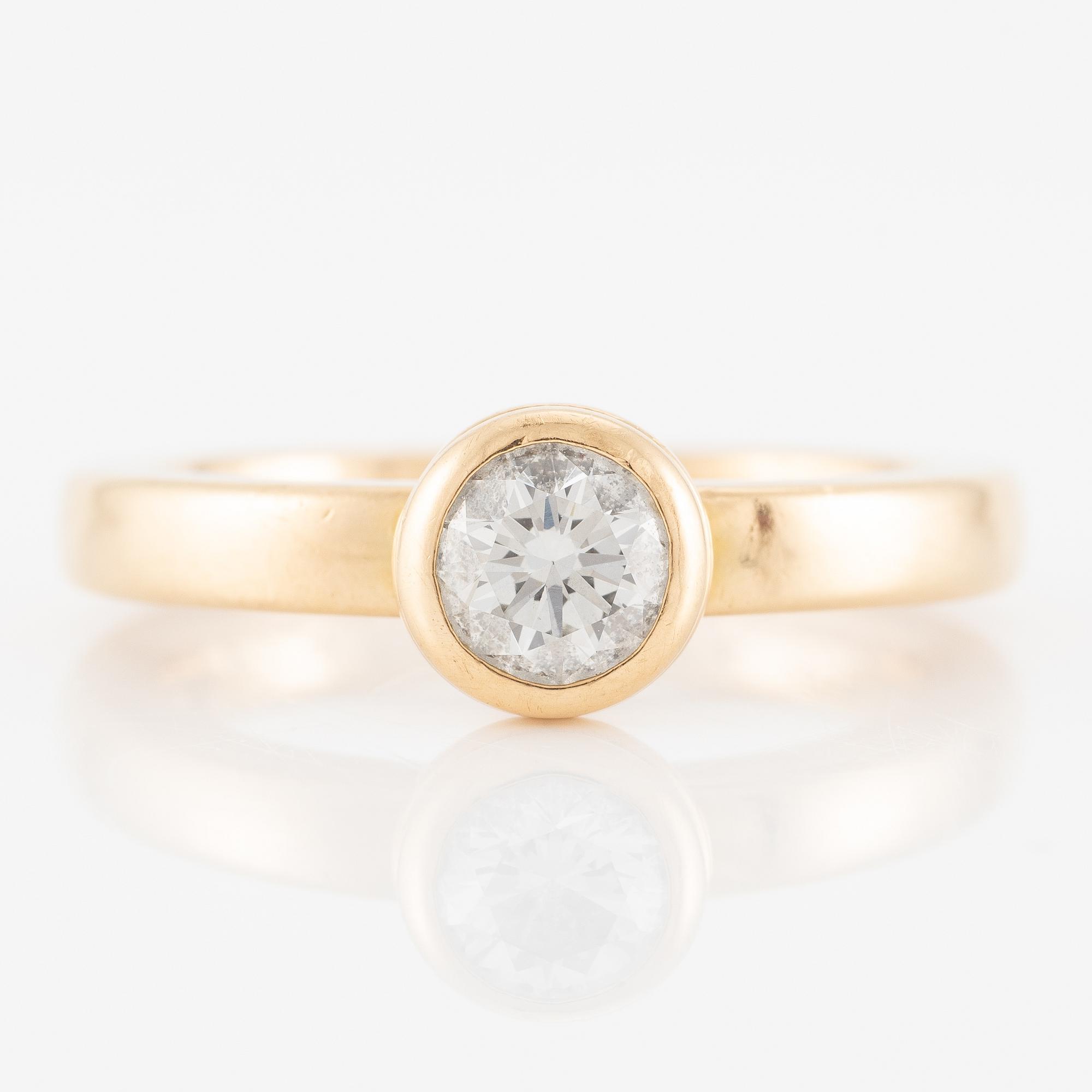Ring, solitaire ring, Schalins, 18K gold with a brilliant-cut diamond.