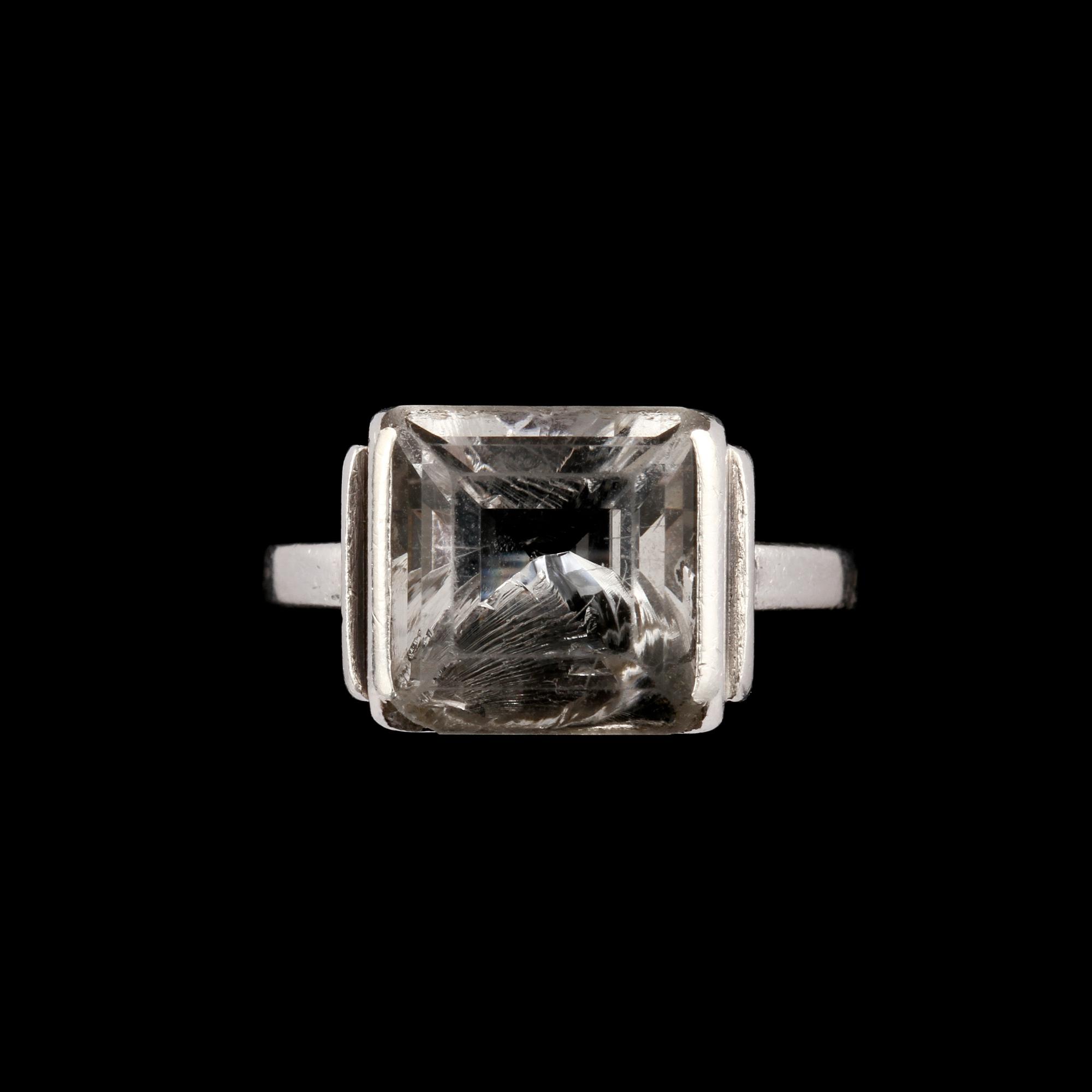 RING, sterlingsilver med fasettslipd bergkristall Wiwen Nilsson, Lund, 1958. Vikt 6 g.
