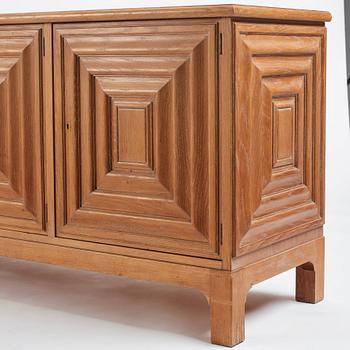 Oscar Nilsson, attributed to, a Swedish Modern oak sideboard, Sweden 1940s.