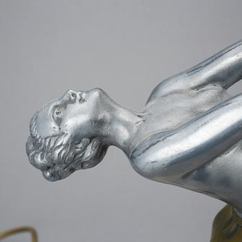 BORDSLAMPA, metall, 1900-talets andra kvartal.