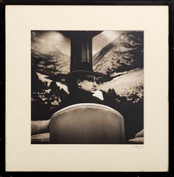 Anton Corbijn, silvergelatin photo signed.