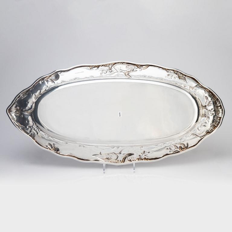 A large sterling silver fish serving platter, W.A. Bolin, Stockholm 1939.
