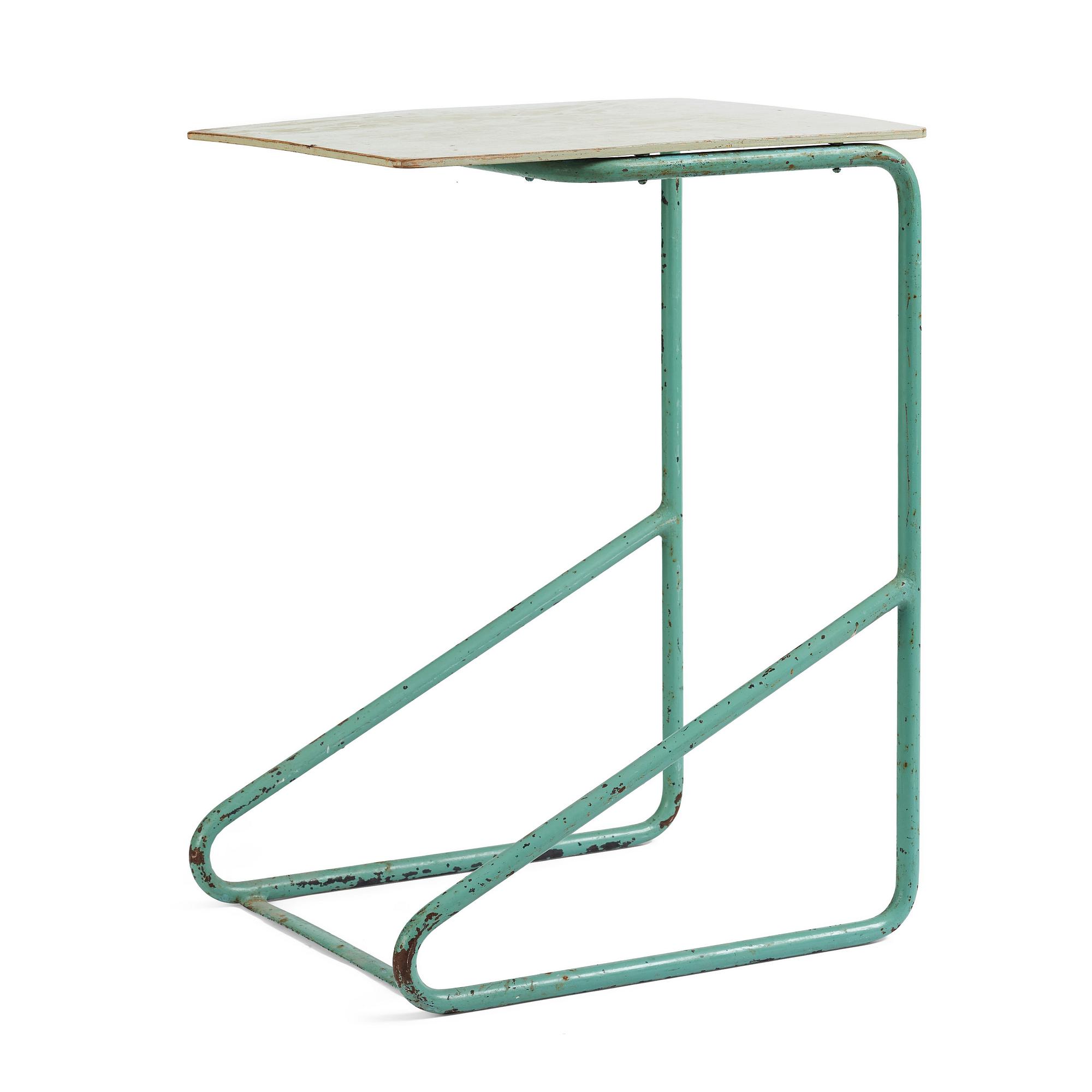 Alvar Aalto, a green lacquered side table, Aug. Louhen Rautasänkytehdas ja Valimo Oy, Åbo ca 1932, for Paimio, Finland.