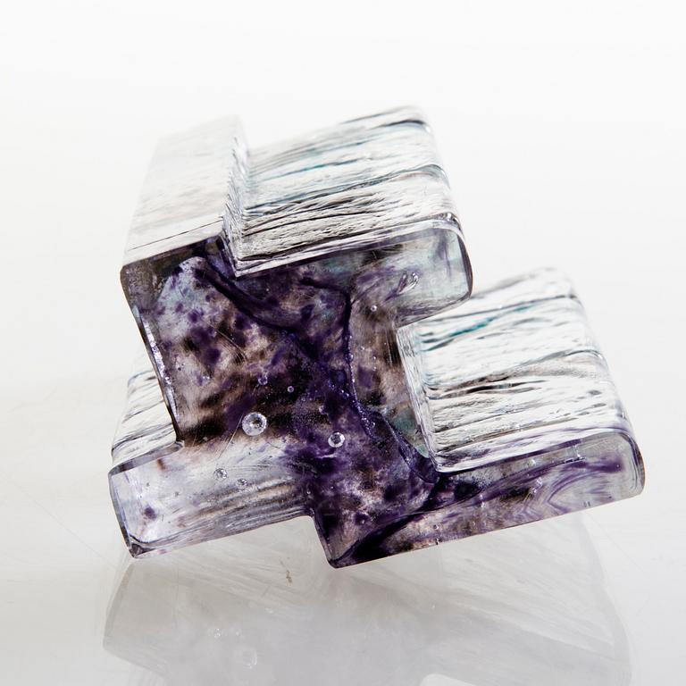 HELENA TYNELL, a sculpture signed Riihimäen Lasi Oy.