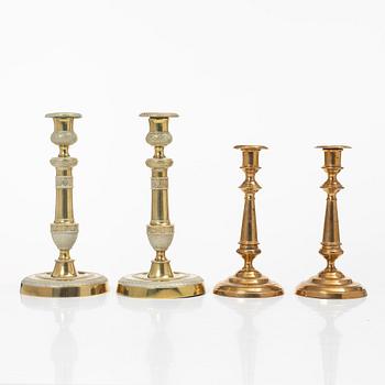 Ljusstakar, 2 par, sent 1800-tal/1900-tal samt 1900-tal.