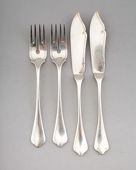 FISKBESTICK, 21 delar, silver, E Riemer, Tjeckoslovakien, 1900-talets fösta hälft. Vikt ca 1054 gram.